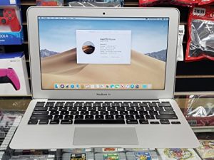 Early 2015Apple MacBook Air with 1.6GHz Intel Core i5 (11.6 inch